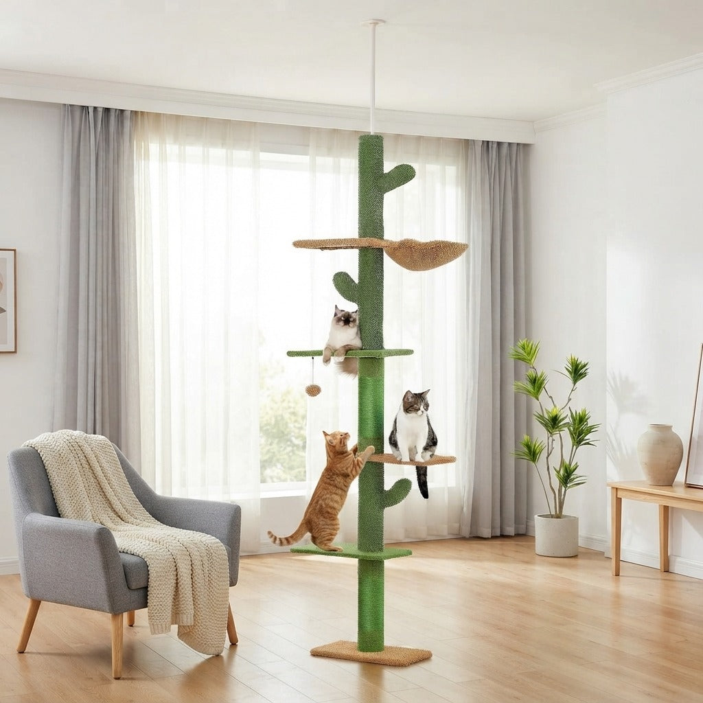 Arbre à Chat Cactus Sol-Plafond 229–275 cm en situation dans un intérieur
